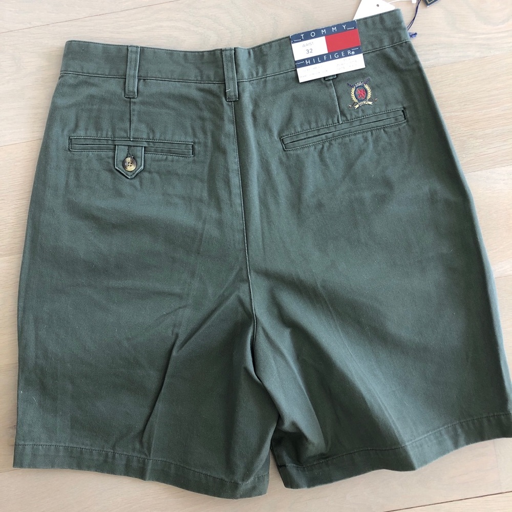 NEW Men’s Olive Green Golf shorts with tags! Sz 32